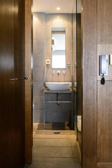 City Lux2Modern Apartment Next To Kerameikos Metro Athen Exterior foto