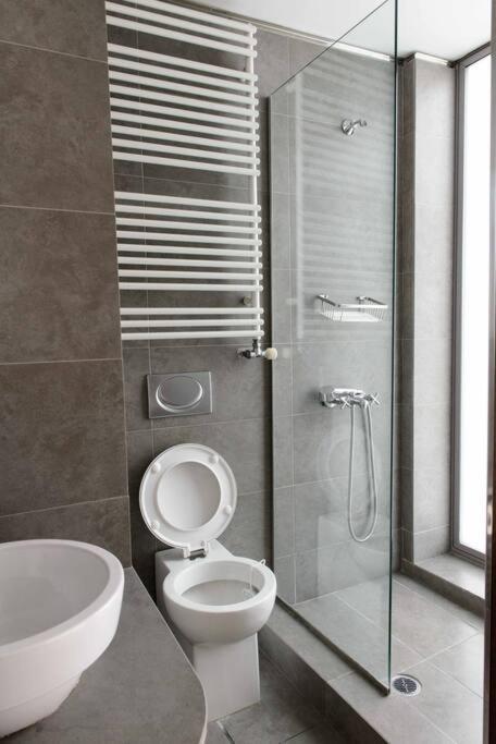City Lux2Modern Apartment Next To Kerameikos Metro Athen Exterior foto